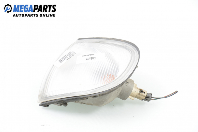 Blinklicht for Nissan Serena 1.6 16V, 97 hp, passagier, 1998, position: links