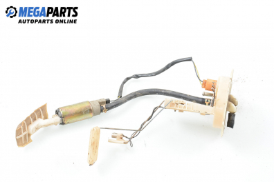 Fuel pump for Nissan Serena 1.6 16V, 97 hp, passenger, 1998