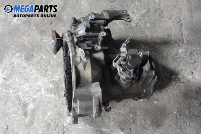  for Volkswagen Passat (B4) 1.8, 90 hp, sedan, 1995