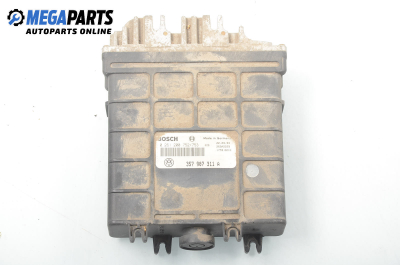 ECU for Volkswagen Passat (B3) 1.8, 90 hp, sedan, 1993 № Bosch 0 261 200 752/753