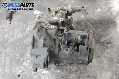  for Volkswagen Passat (B3) 1.8, 90 hp, sedan, 1993