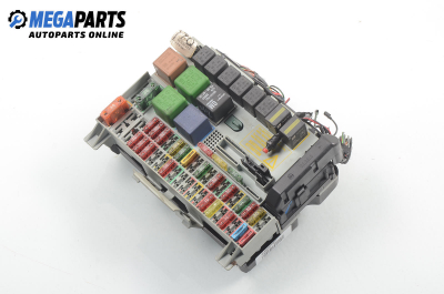Sicherungskasten for Opel Vectra B 1.6 16V, 100 hp, combi, 1997