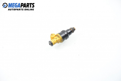 Gasoline fuel injector for Alfa Romeo 145 1.4 16V T.Spark, 103 hp, 3 doors, 1998