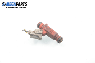 Gasoline fuel injector for Nissan Almera (N16) 1.8, 114 hp, 3 doors, 2000