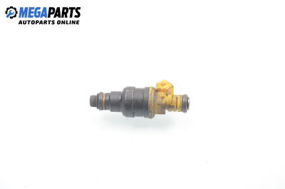 Gasoline fuel injector for Alfa Romeo 155 2.0 16V T.Spark, 150 hp, sedan, 1996