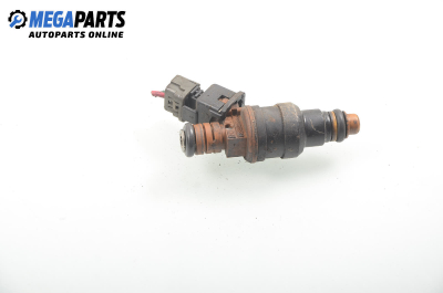 Gasoline fuel injector for Hyundai Coupe 2.0 16V, 139 hp, 1997