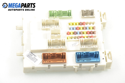 Sicherungskasten for Ford Focus III 2.0 TDCi, 140 hp, sedan, 2011