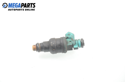 Gasoline fuel injector for Lancia Kappa 2.0 20V, 155 hp, sedan, 1998