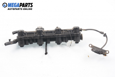 Fuel rail with injectors for Seat Toledo (1L) 2.0 16V, 150 hp, hatchback, 5 doors, 1997