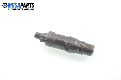 Diesel fuel injector for Volkswagen Golf III 1.9 TD, 75 hp, 5 doors, 1993