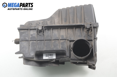 Carcasă filtru de aer for Volkswagen Passat (B4) 1.9 TDI, 90 hp, combi, 1997