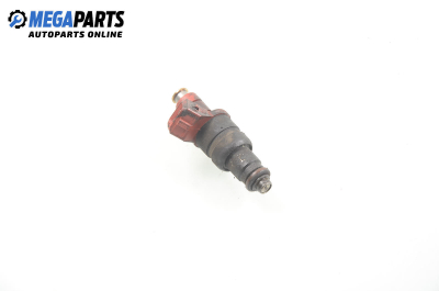 Gasoline fuel injector for Mercedes-Benz C-Class 202 (W/S) 2.0, 136 hp, sedan automatic, 1998