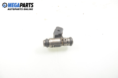 Gasoline fuel injector for Fiat Marea 1.6 16V, 103 hp, station wagon, 1999