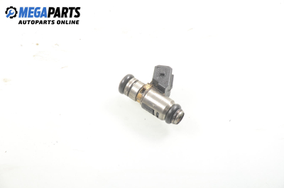 Gasoline fuel injector for Fiat Marea 1.6 16V, 103 hp, station wagon, 1999