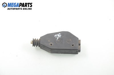 Actuator încuietoare ușă for Citroen Xantia 2.0 HDI, 109 hp, combi, 1999, position: din spate