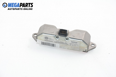 Airbag sensor for Volkswagen Golf III 1.6, 75 hp, 5 doors, 1992 № 1H0959656A / Siemens 5WK4 073