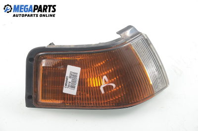 Blinklicht for Mazda 323 (BG) 1.7 D, 56 hp, sedan, 1993, position: rechts