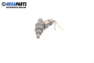 Gasoline fuel injector for Hyundai Lantra 1.6 16V i.e., 114 hp, sedan, 1995