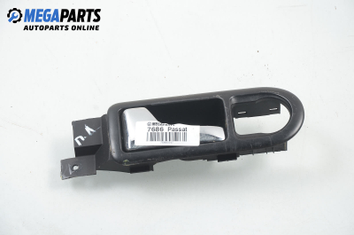 Inner handle for Volkswagen Passat (B5; B5.5) 1.9 TDI, 110 hp, sedan, 1997, position: front - left