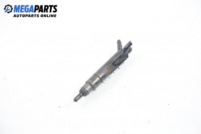 Diesel fuel injector for Volkswagen Golf III 1.9 TDI, 90 hp, 5 doors, 1994