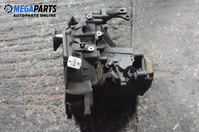  for Volkswagen Passat (B3) 1.8, 90 hp, sedan, 1992