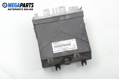 ECU for Volkswagen Passat (B3) 2.0, 115 hp, station wagon, 1992 № Bosch 0 261 200 328