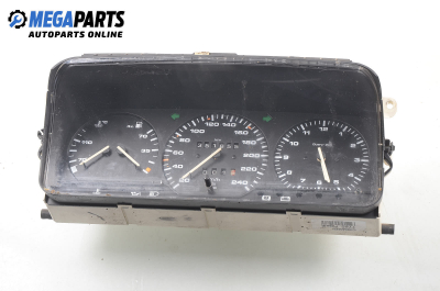 Instrument cluster for Volkswagen Passat (B3) 2.0, 115 hp, station wagon, 1992