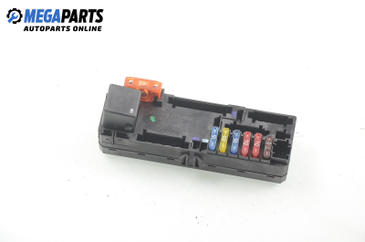 Sicherungskasten for Mercedes-Benz C-Klasse 202 (W/S) 1.8, 122 hp, combi automatic, 1998 № A 000 540 00 72