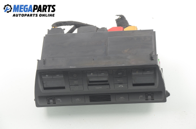 Air conditioning panel for Audi A6 (C5) 2.5 TDI, 150 hp, station wagon, 1999 № 4B0 820 043G