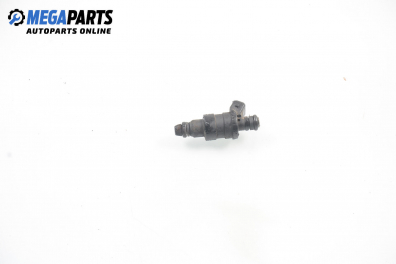 Gasoline fuel injector for Fiat Tempra 1.8 i.e., 103 hp, sedan, 1993