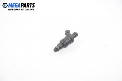 Gasoline fuel injector for Fiat Tempra 1.8 i.e., 103 hp, sedan, 1993