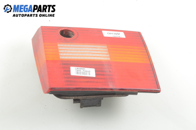 Inner tail light for Volkswagen Passat (B4) 2.0, 115 hp, station wagon, 1993, position: right