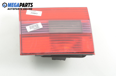 Inner tail light for Volkswagen Passat (B4) 2.0, 115 hp, station wagon, 1993, position: left