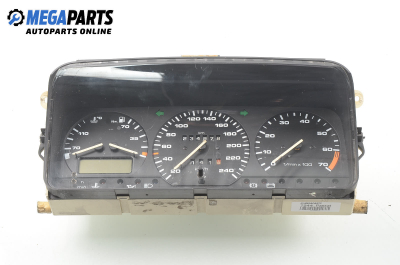 Instrument cluster for Volkswagen Passat (B3) 1.8, 90 hp, sedan, 1992