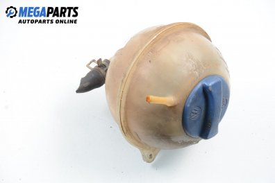 Coolant reservoir for Volkswagen Passat (B3) 1.8, 90 hp, station wagon, 1992