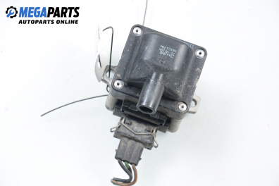 Ignition coil for Volkswagen Passat (B3) 1.8, 90 hp, sedan, 1991