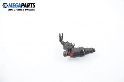 Gasoline fuel injector for Opel Vectra B 1.8 16V, 115 hp, station wagon, 1997