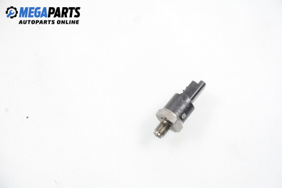 Sensor kraftstoffdruck for Citroen C5 2.2 HDi, 133 hp, hecktür, 2001