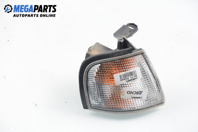 Blinker for Nissan Primera (P10) 1.6, 90 hp, sedan, 1993, position: right