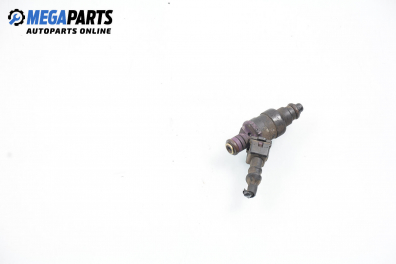 Gasoline fuel injector for Volvo S40/V40 2.0, 140 hp, station wagon, 1997