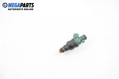 Gasoline fuel injector for Lancia Kappa 2.0 20V, 146 hp, sedan, 1997