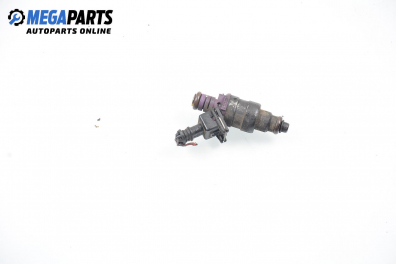 Gasoline fuel injector for Renault Safrane 2.0 16V, 136 hp, 1998