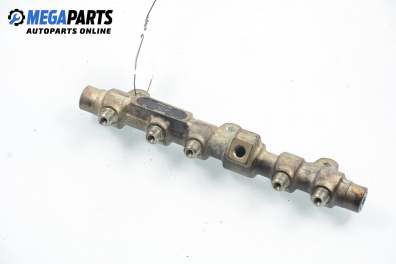 Fuel rail for Fiat Marea 1.9 JTD, 105 hp, station wagon, 2000