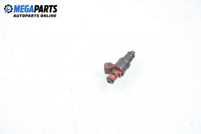 Gasoline fuel injector for Mercedes-Benz C-Class 202 (W/S) 1.8, 122 hp, sedan, 1997