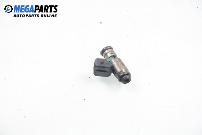 Gasoline fuel injector for Fiat Stilo 1.6 16V, 103 hp, hatchback, 5 doors, 2003