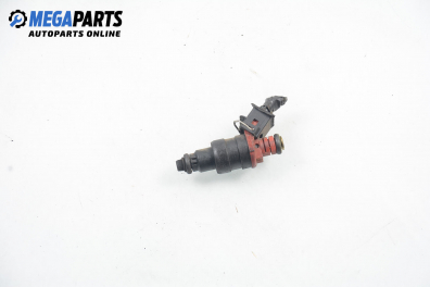 Gasoline fuel injector for Opel Vectra B 2.0 16V, 136 hp, hatchback, 1996