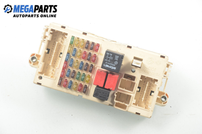 Sicherungskasten for Alfa Romeo 147 1.6 16V T.Spark, 120 hp, 5 türen, 2003