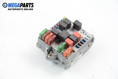 Fuse box for Alfa Romeo 147 1.6 16V T.Spark, 120 hp, 5 doors, 2003