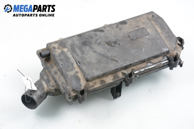 Carcasă filtru de aer for Volkswagen Golf IV 1.4 16V, 75 hp, 3 uși, 1999