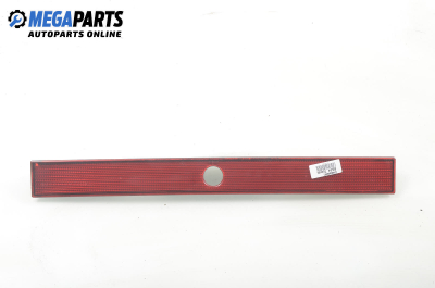 Tail lights for Seat Toledo (1L) 1.6, 101 hp, hatchback, 5 doors, 1997, position: middle